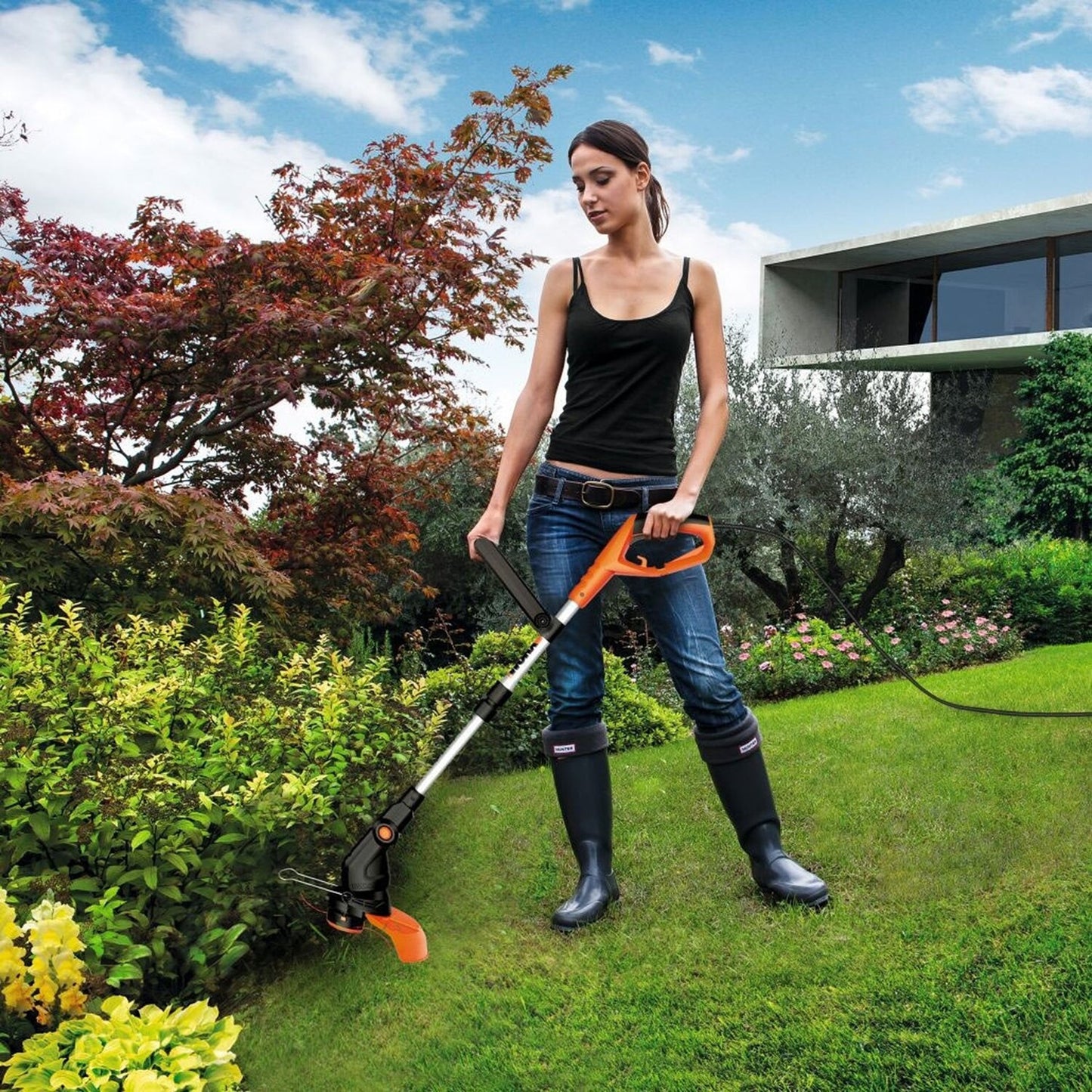 WG119E 550W Corded Grass Trimmer